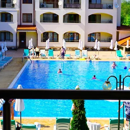 сънрайз - Sunrise Apartament *