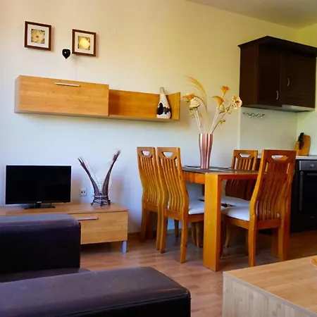 сънрайз - Sunrise Апартамент *