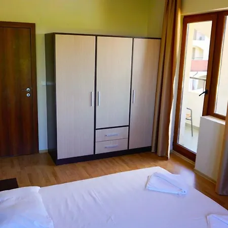 сънрайз - Sunrise Apartamento Obzor